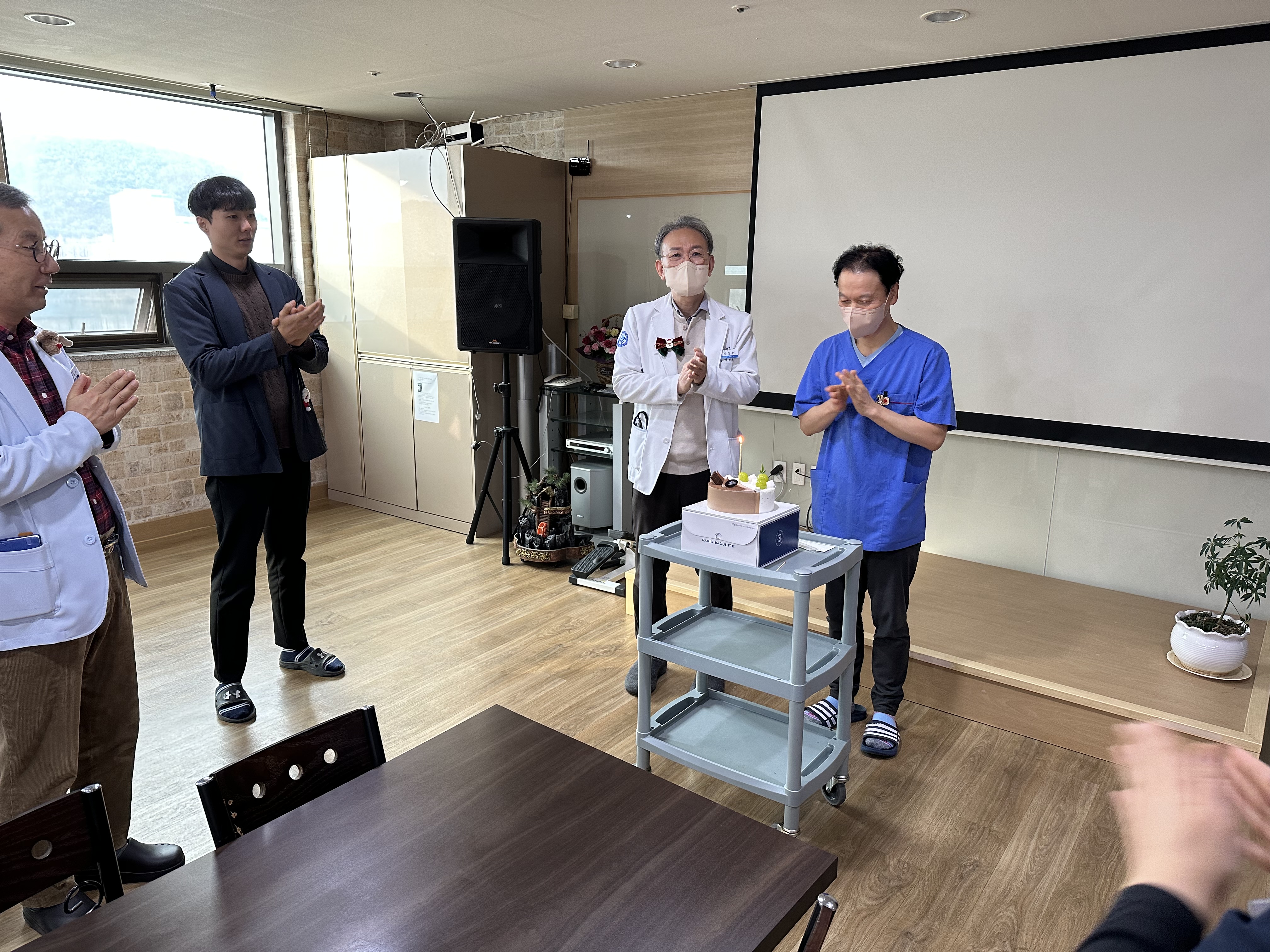 첨부파일
